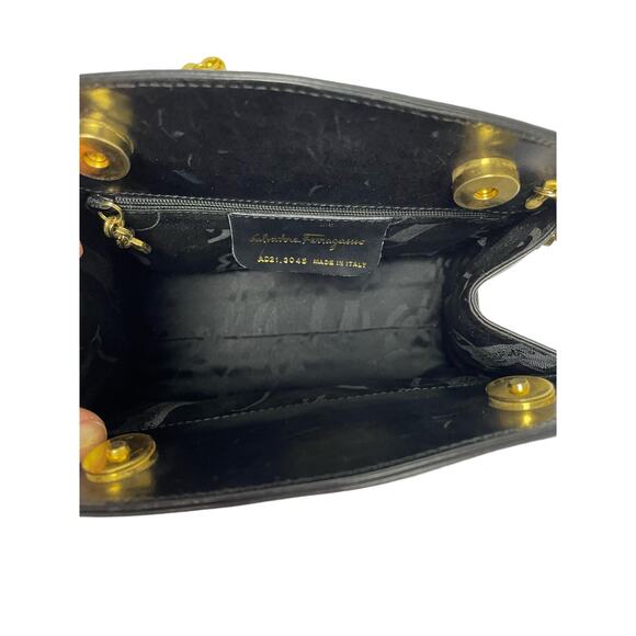 EUC - Salvatore Ferragamo Chain Link Clasp Bag - Picture 5 of 8